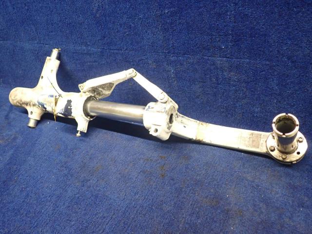 67927-02 Piper - GEAR ASSEMBLY - Main left (less tire tube wheel and brake assembly)